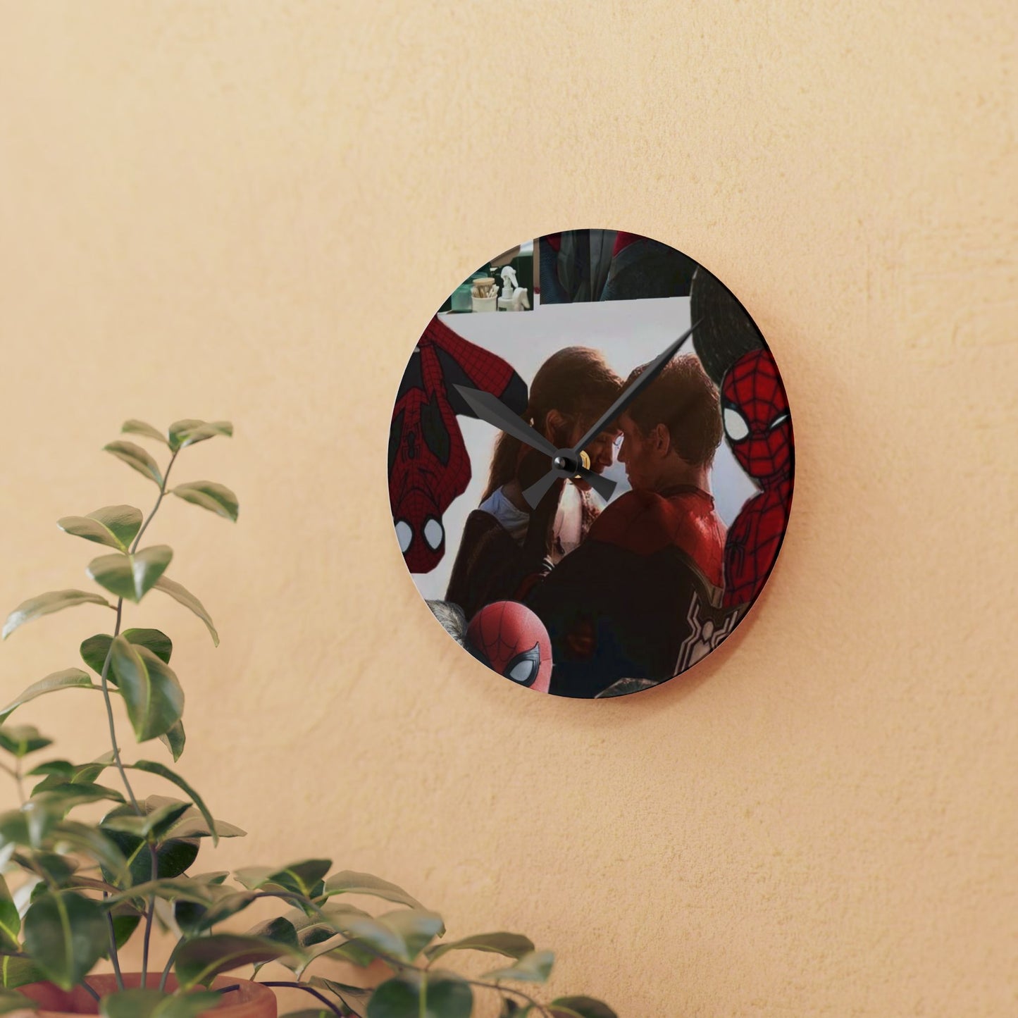 Spider-Man Couple Acrylic Wall Clock — Romantic Superhero Decor
